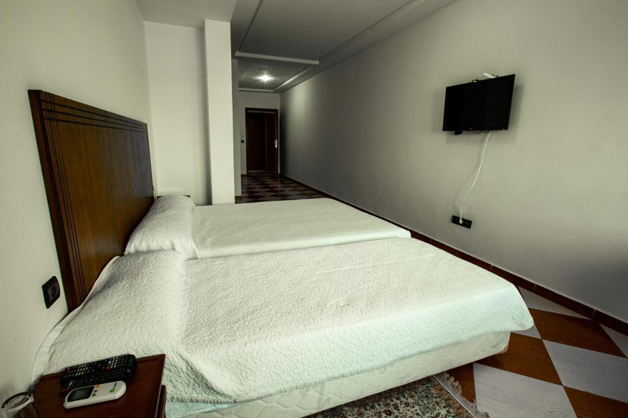 Motel Gzenaya Tangier Bagian luar foto