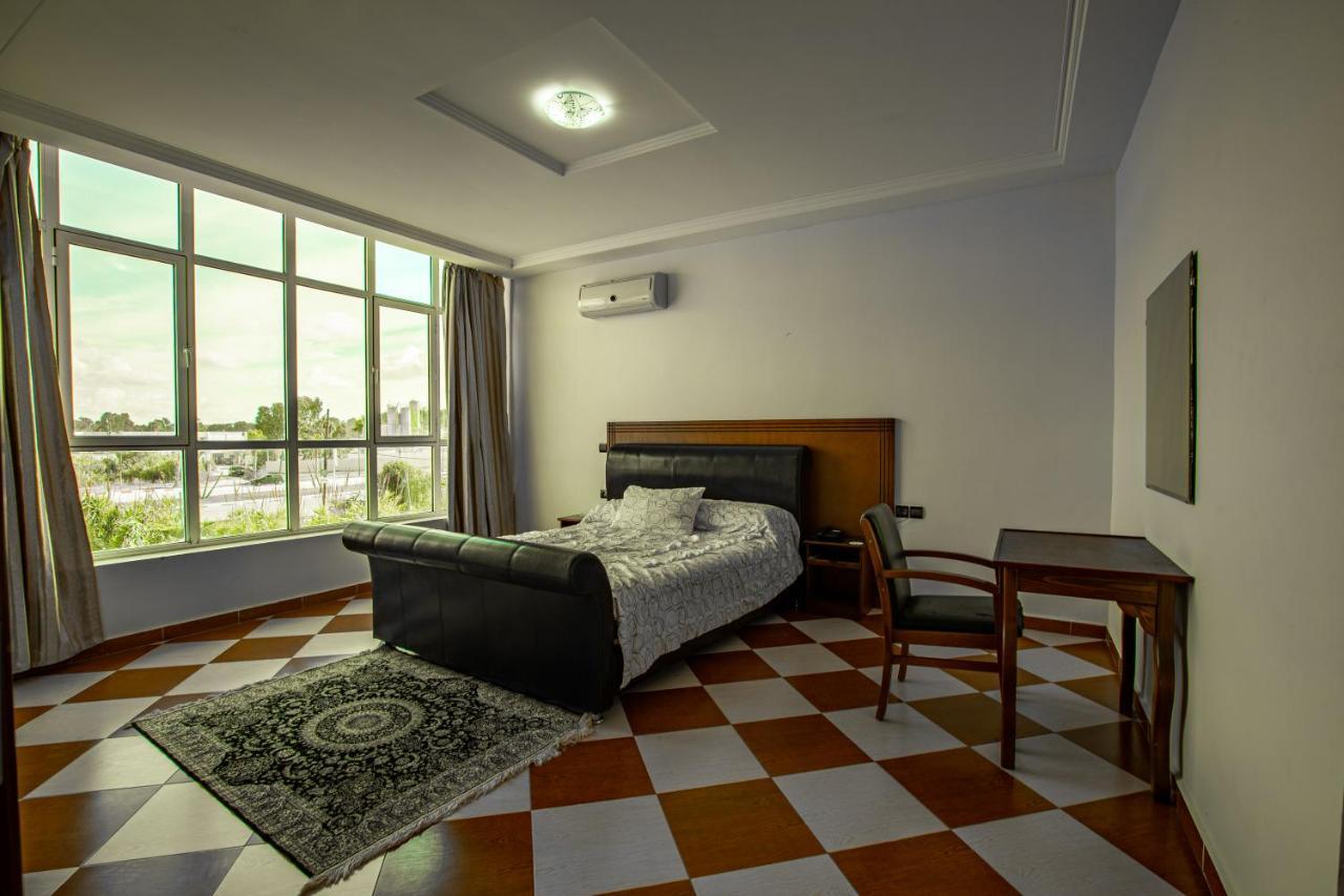 Motel Gzenaya Tangier Bagian luar foto